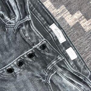KanCan Black Stonewash Buttonfly Skinny Jeans Mid Rise Size 27